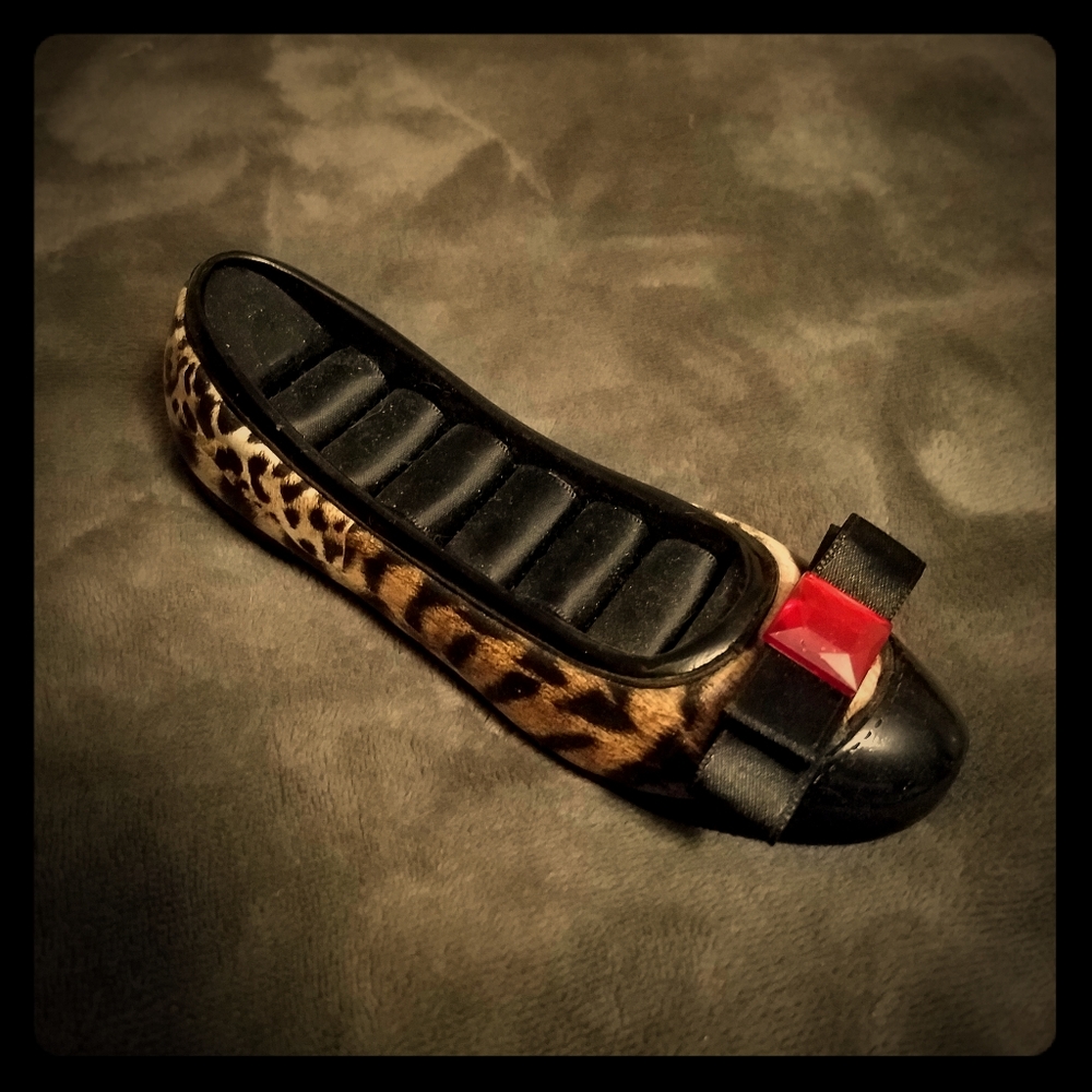 ☆☆☆ Leopard Print Shoe Ring Holder